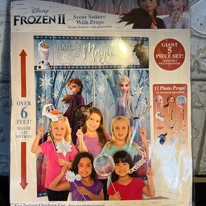 Disney Frozen II Party Scene Setters with Props